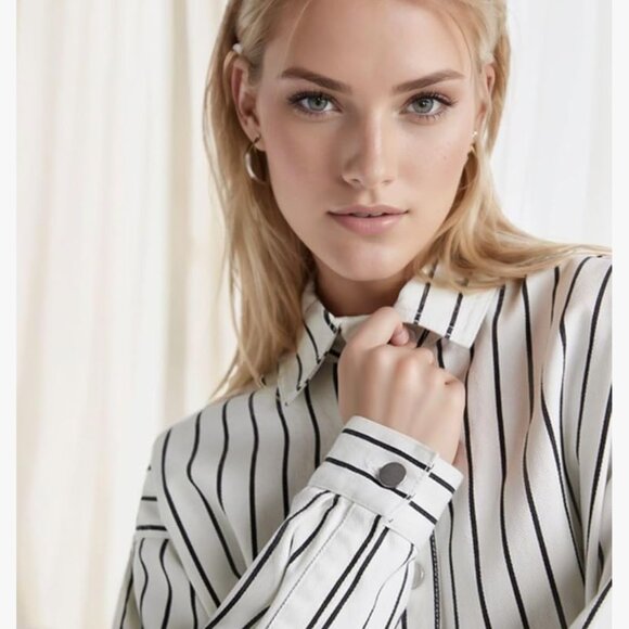 Oversized Striped Summer Tunic Dress - Picture 7 of 8